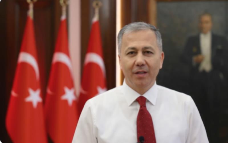 Bakanımız Sayın Ali Yerlikaya, dün akşam saatlerinde Kayseri, Melikgazi Eskişehir Bağları bölgesinde yaşanan olaylarla ilgili önemli açıklamalarda bulundu.