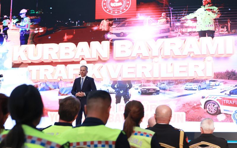 İçişleri Bakanımız Sayın Ali Yerlikaya 9 Günlük Kurban Bayramı Tatilindeki Trafik Verileriyle İlgili Basın Açıklaması Düzenledi