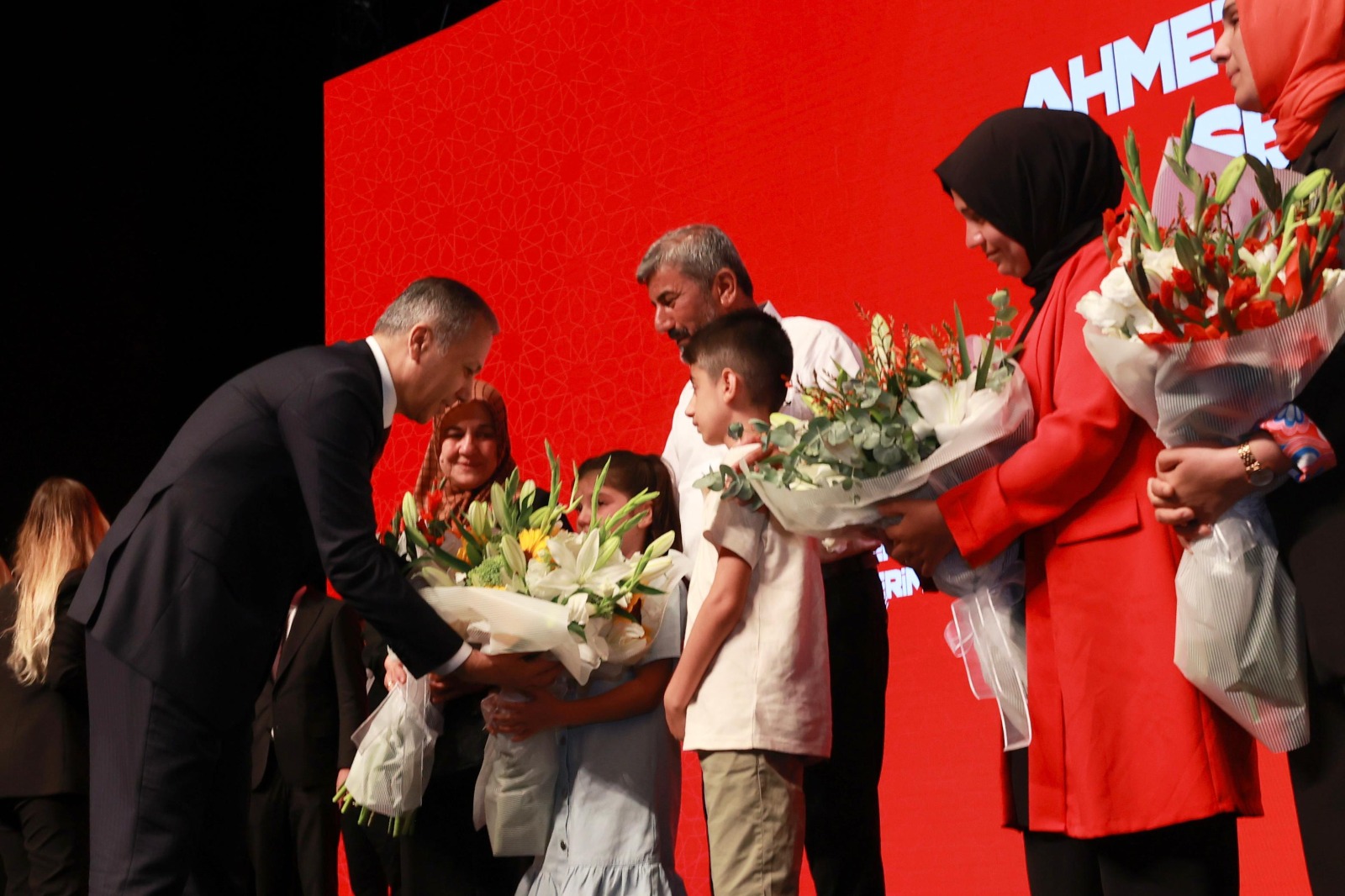 İçişleri Bakanı Ali Yerlikaya “Ahmet'Im, Mehmet'Im, Şehitlerim” Belgeselinin Gösterimine Katıldı | Siirt Olay Haber