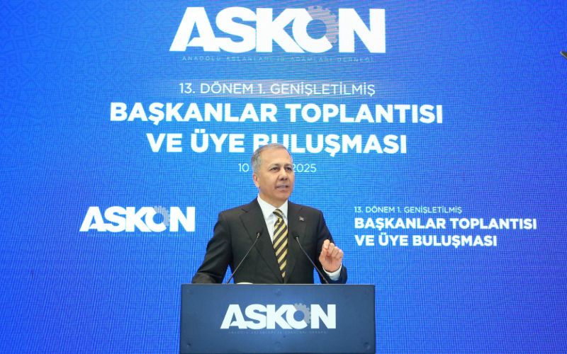 İçişleri Bakanımız Sayın Ali Yerlikaya, Anadolu Aslanları İş Adamları Derneği (ASKON) 13. Dönem 1.Genişletilmiş Başkanlar ve Üye Buluşmaları Etkinliği Programı’na katıldı.