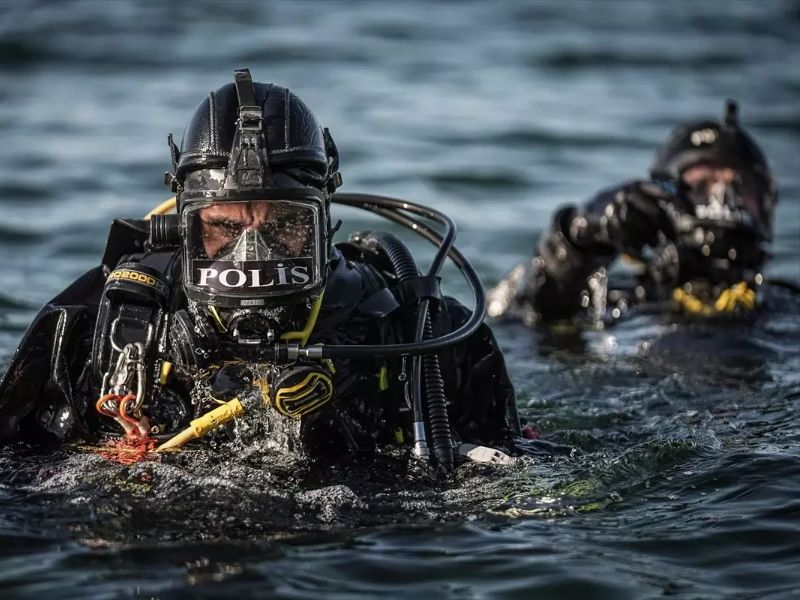 Bursa Deniz Polisi Su Altında Göreve Hazır
